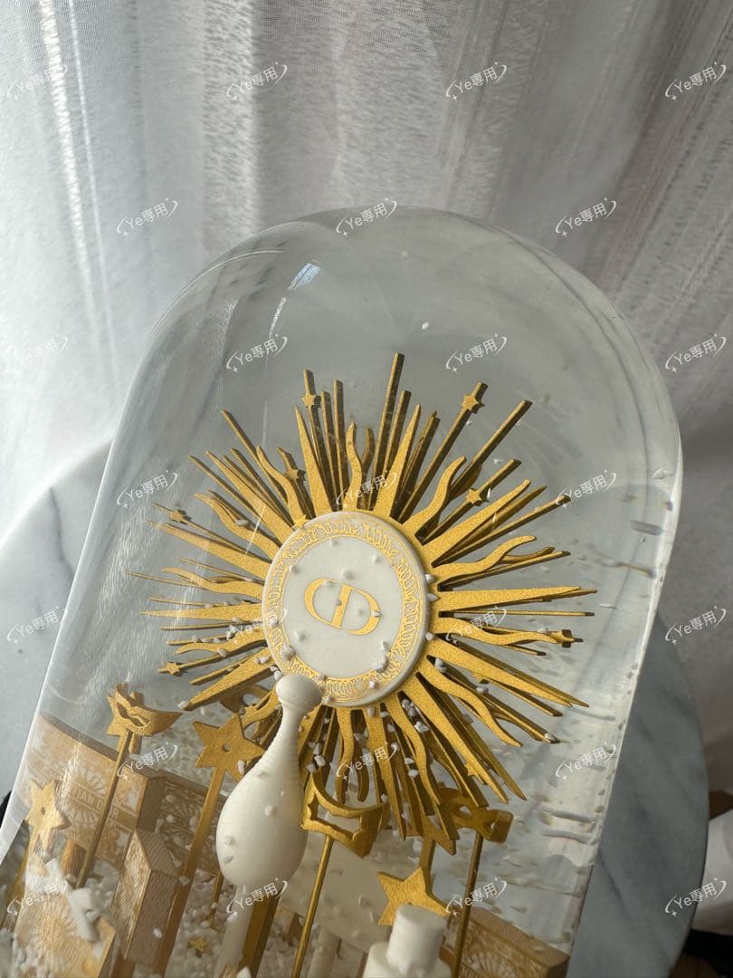 Dior ディオール クリスタルドーム スノードーム クリスマス限定デザイン