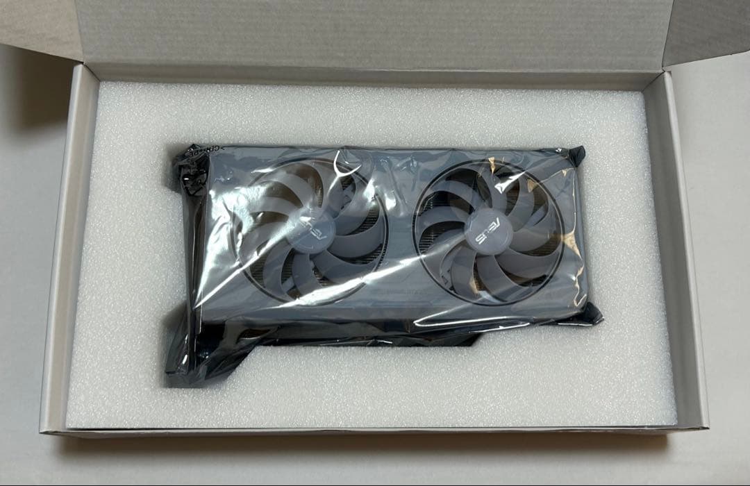 グラフィックボード・グラボ・ビデオカード ASUS GeForce RTX 3060 Ti White