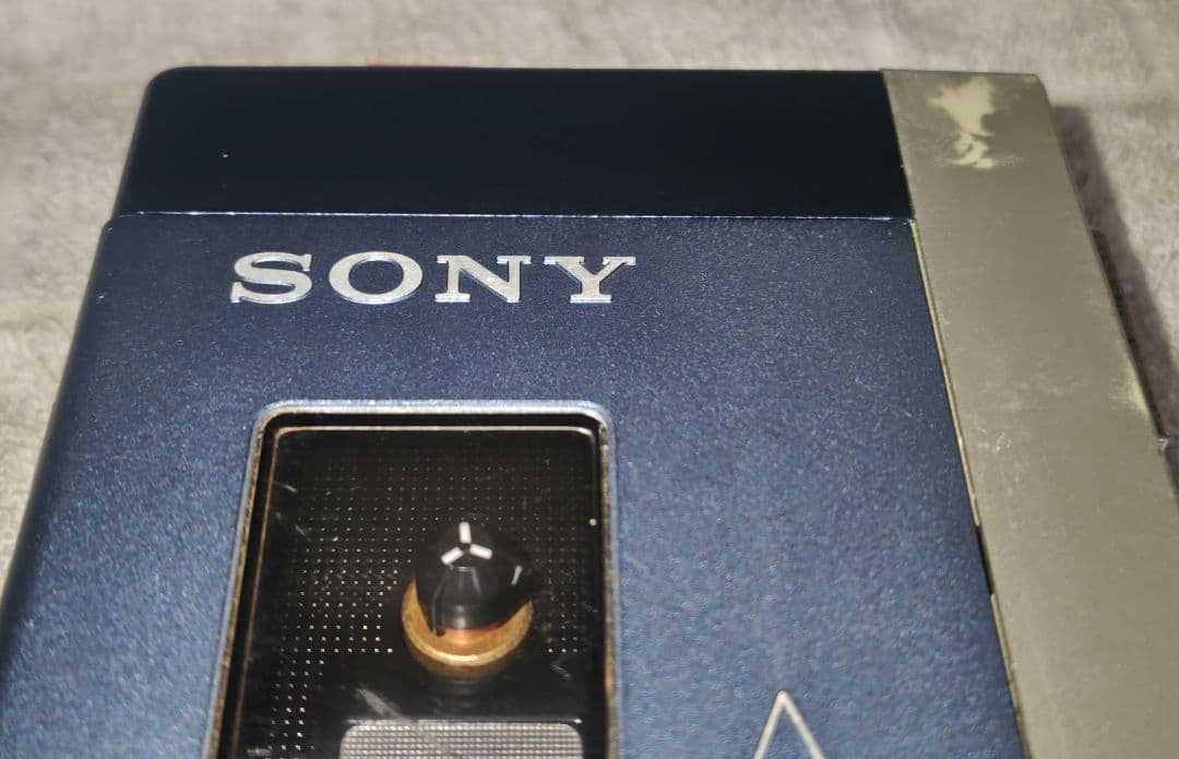 【通電確認のみ】SONY WALKMAN TPS-L2