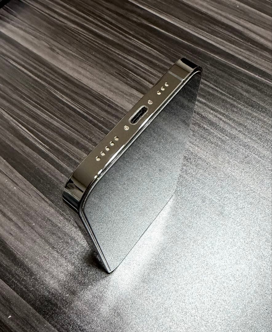 【美品】iPhone13 pro 256GB グラファイト