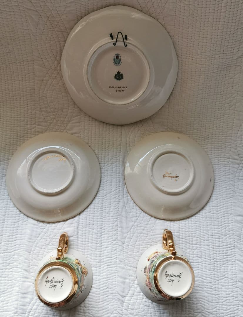 アンティーク カポディモンティ 手描手彩色 天使ティーカップ２客セット