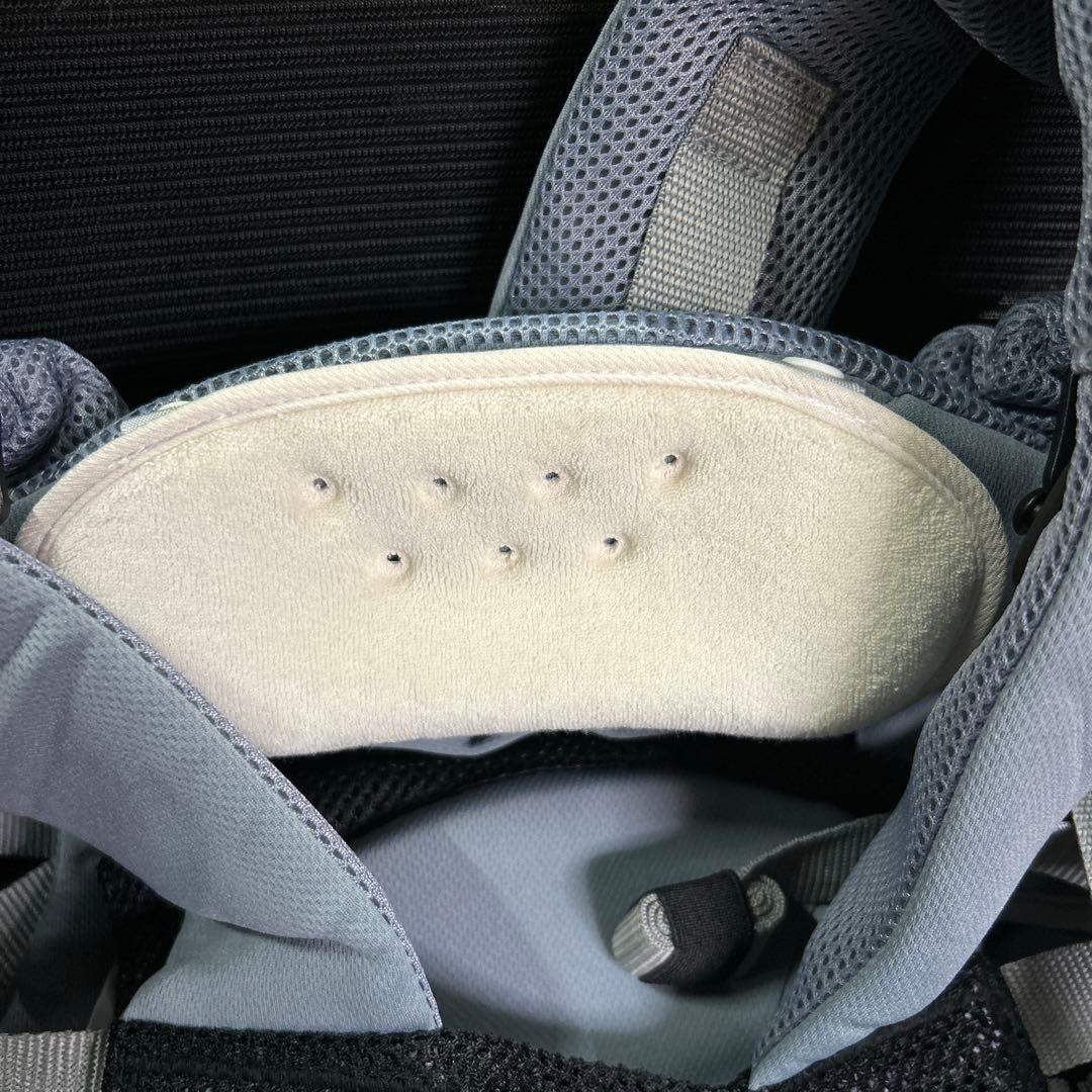 たーAprica(アップリカ) 抱っこ紐 ラクリス 4WAY (グレー)