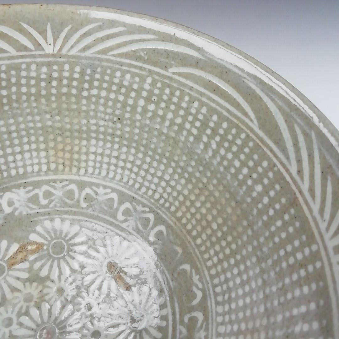 Ｔ４３４　茶碗　『三島手刷毛目　茶碗』『黃仁哲 作』　共箱　抹茶碗　茶道具