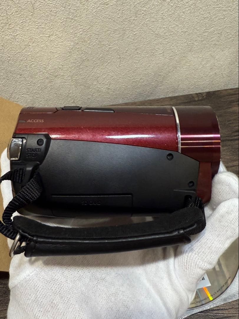 【新品未使用品】Canon キャノン　ivis HFM51 HDビデオカメラ　赤