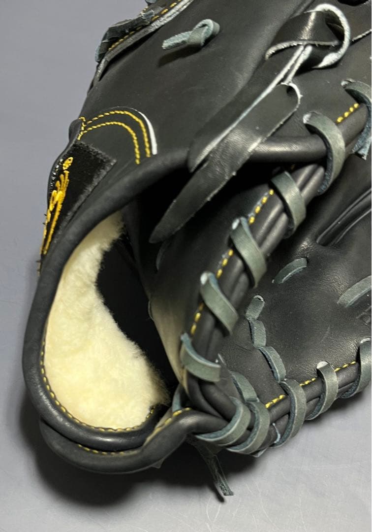 野球　硬式用グローブ　野茂英雄　2008年モデル　(日本製) 未使用に近い