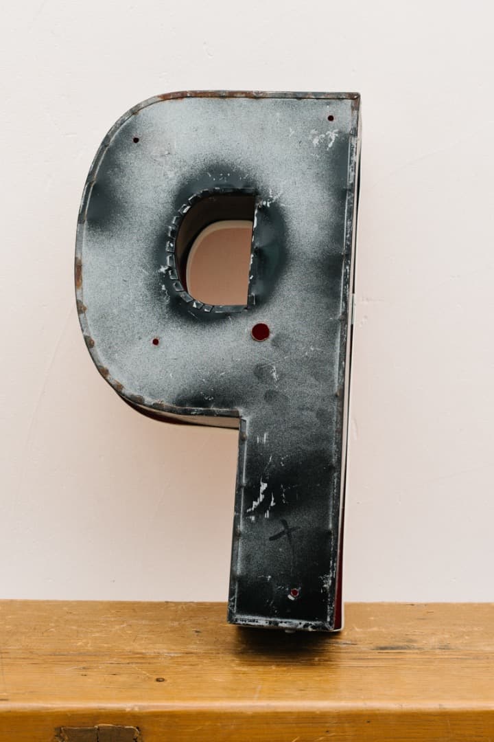 アルファベットサイン P ビンテージ オブジェ インテリア 看板 ネオンサイン