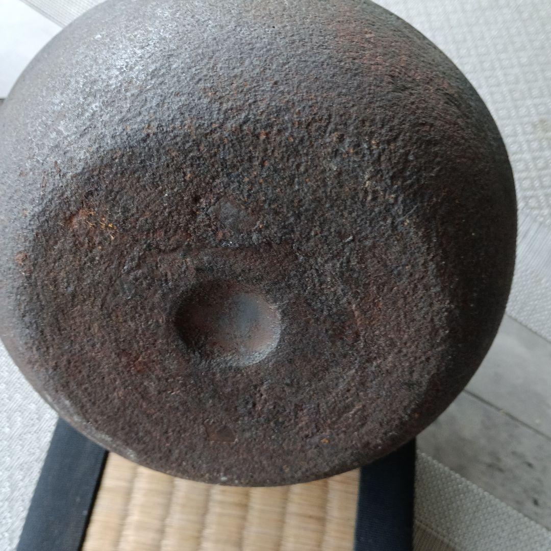 鋳鉄製 鉄瓶 彫刻付き