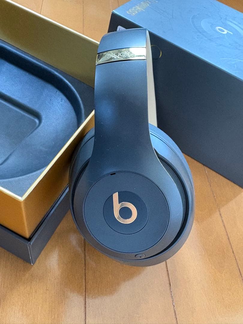 Beats studio3 wireless 新品バッテリー　イヤーパッド