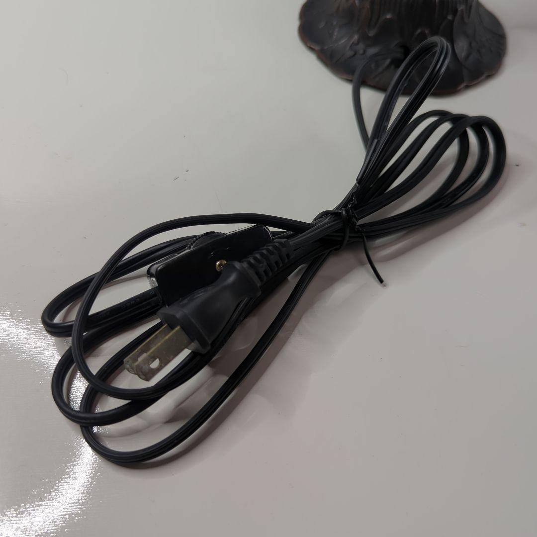 【 アンティーク 】 ステンドグラス／テーブルライト／トンボ／立体ガラス