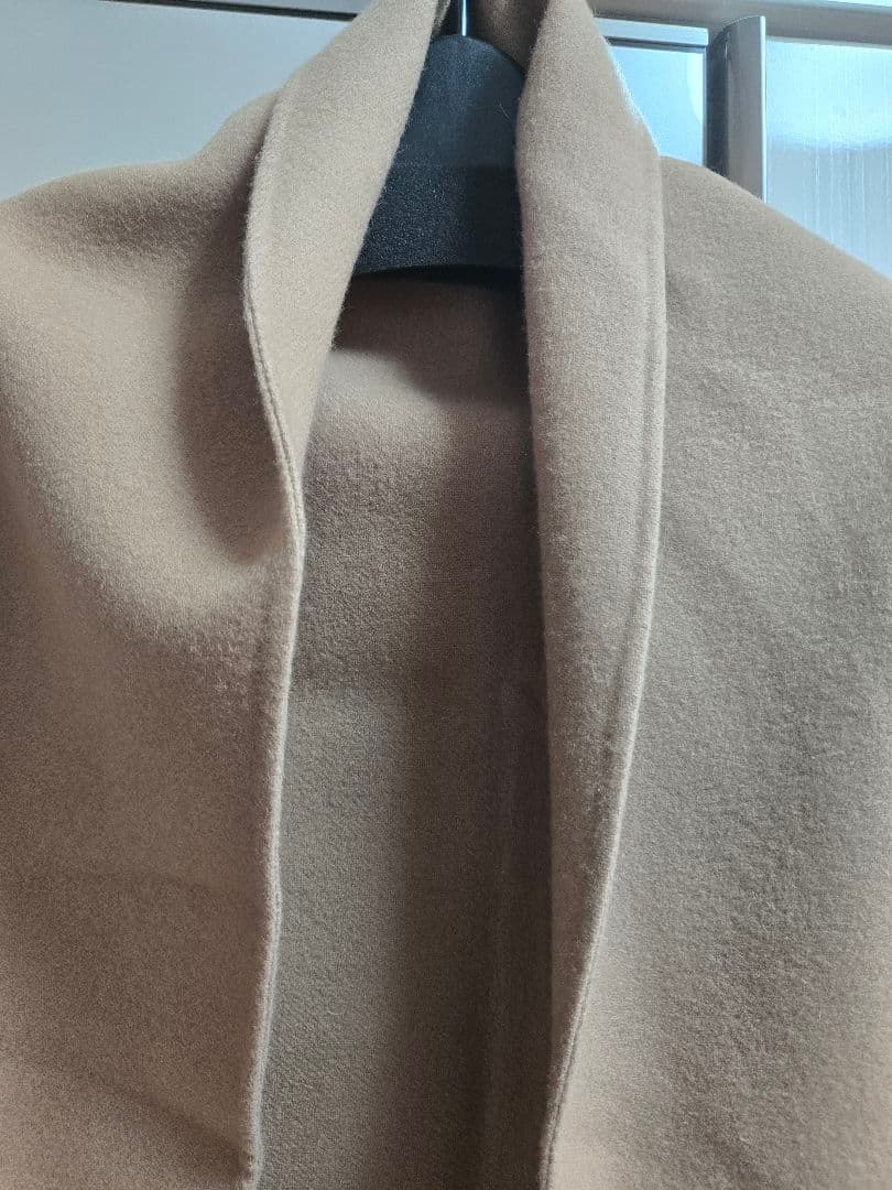 ウィムガゼット　新品タグ付き　リバーケープ