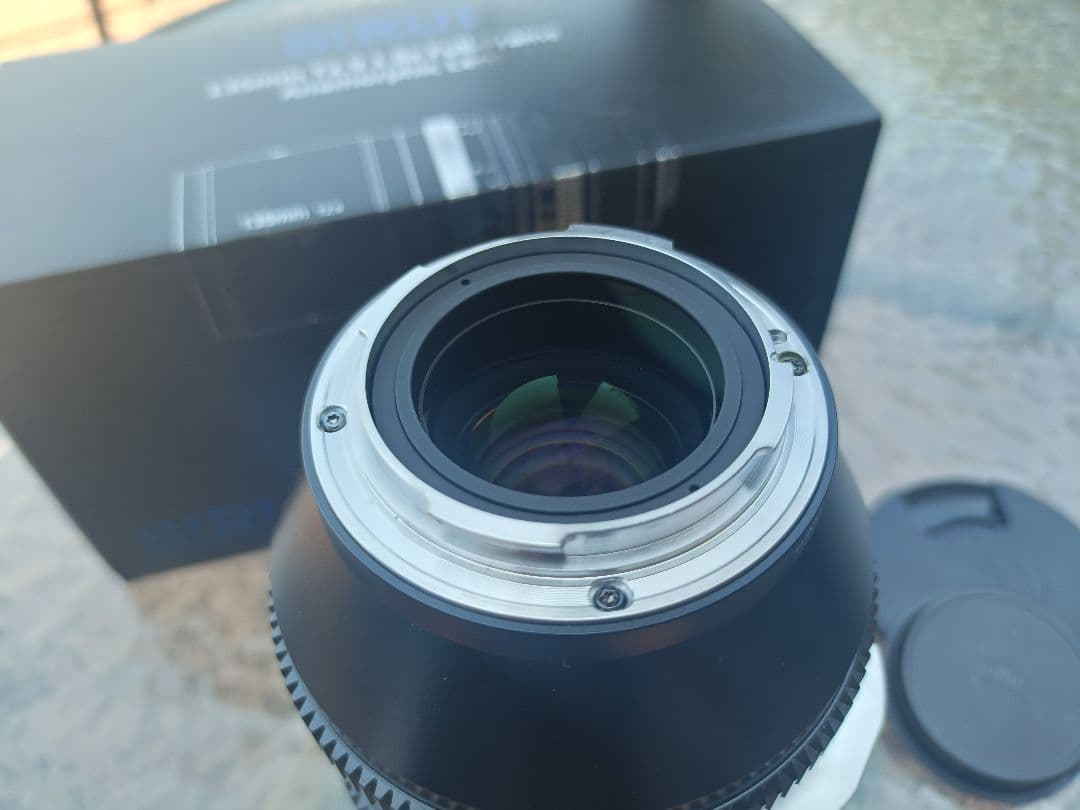 SIRUI 135mm T2.9 アナモルフィックレンズ L mount