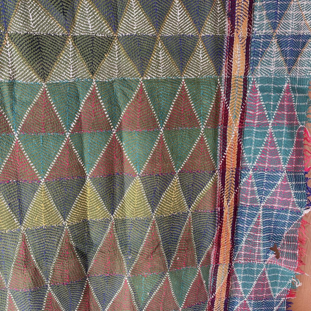 未使用＊訳アリ　ヴィンテージラリーキルト　グリーントライアングル　マルチカバー