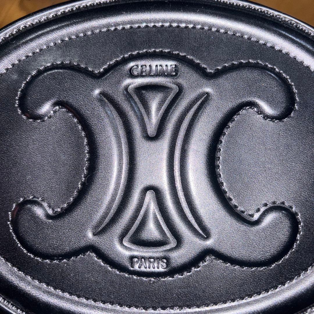 セリーヌ ショルダーバッグ オーバルパース キュイルトリオンフ　黒