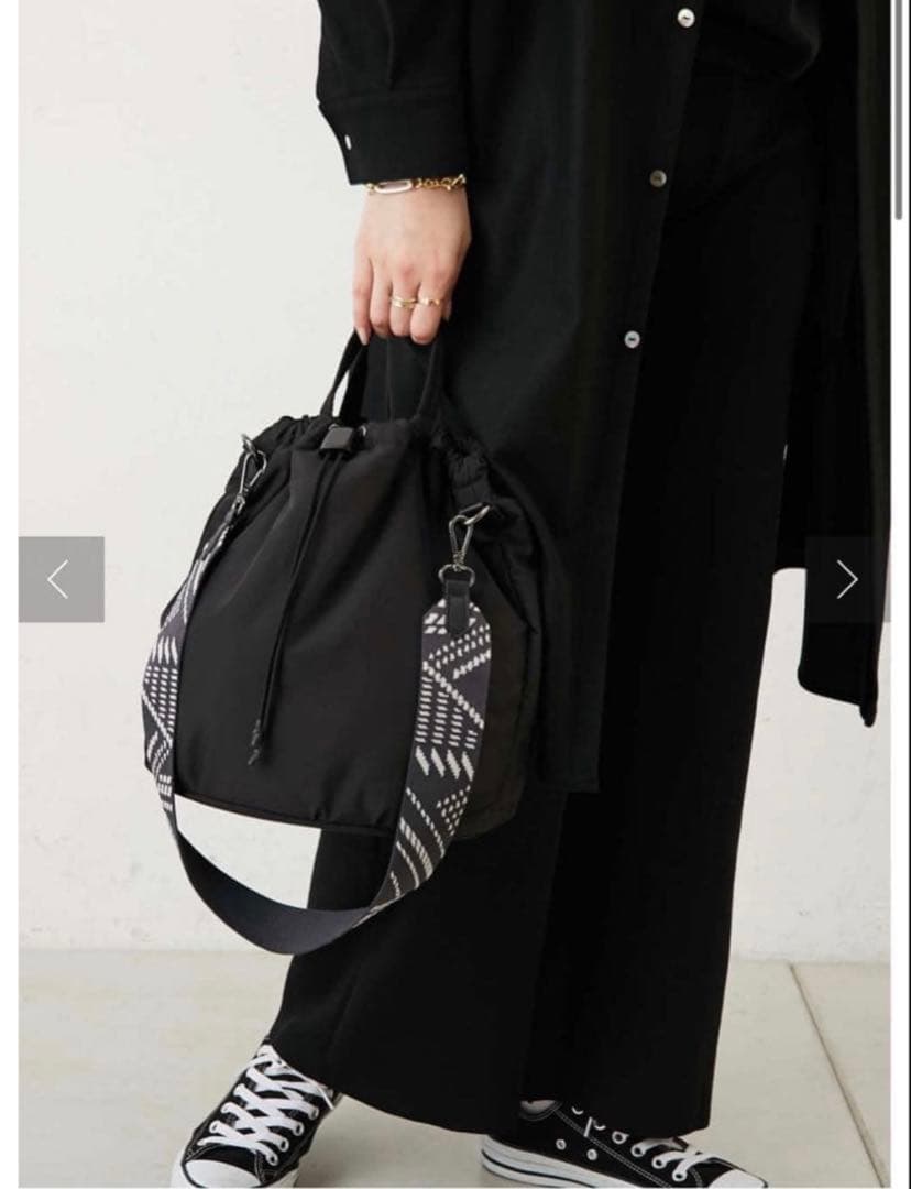 ear PAPILLONNER 撥水軽量　2WAY巾着ショルダーバッグ