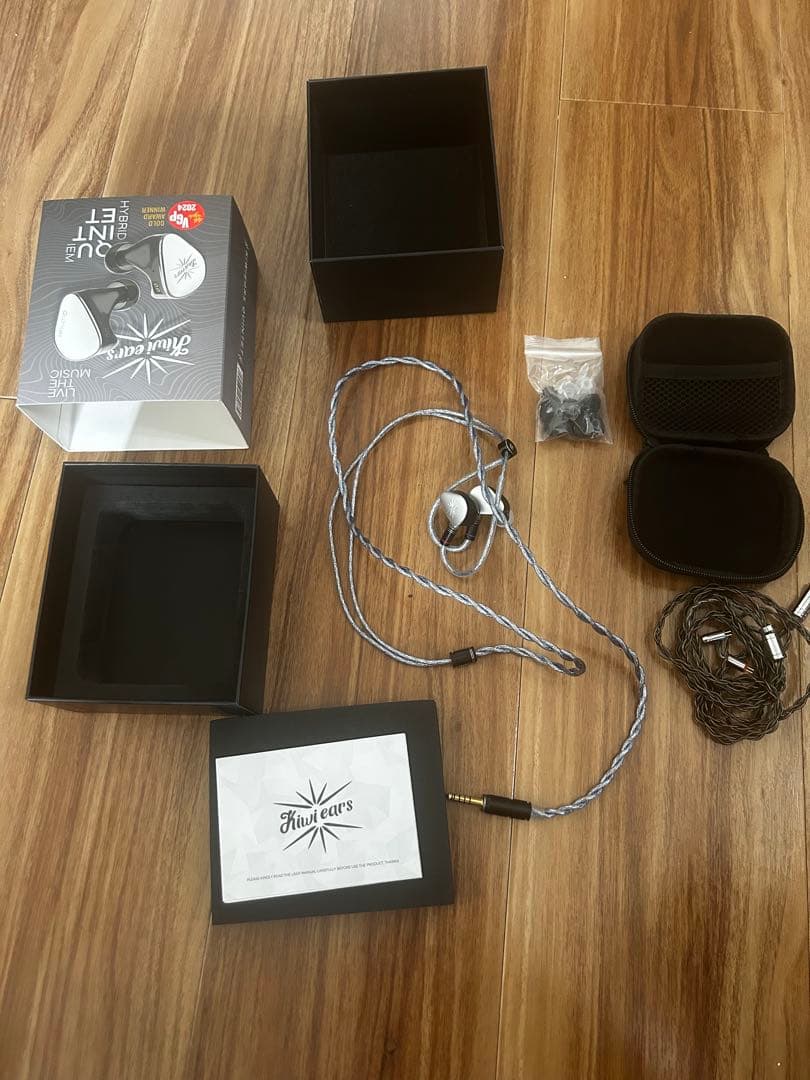 ゆ*ー様 Kiwi Ears Quintet 2pin4.4mm