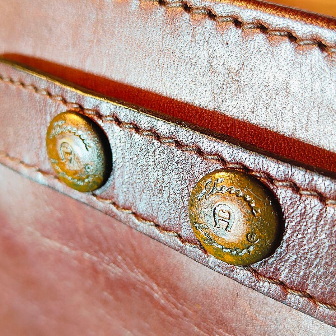 【ヴィンテージ】AIGNER アイグナー　高級ダレスバッグ バーガンディ鍵付本革