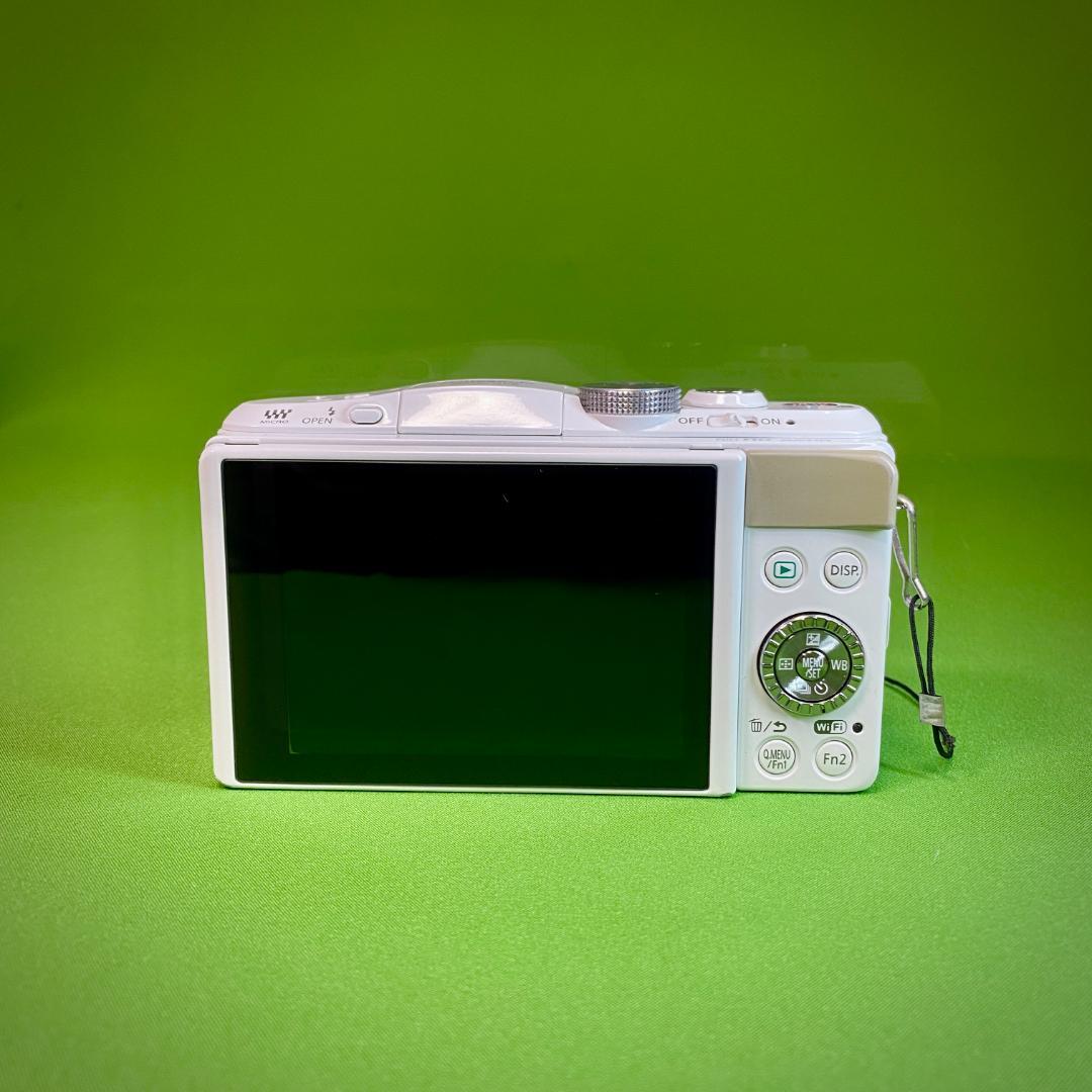 LUMIX GF6 H-PS14042 レンズキット ミラーレス一眼 ホワイト