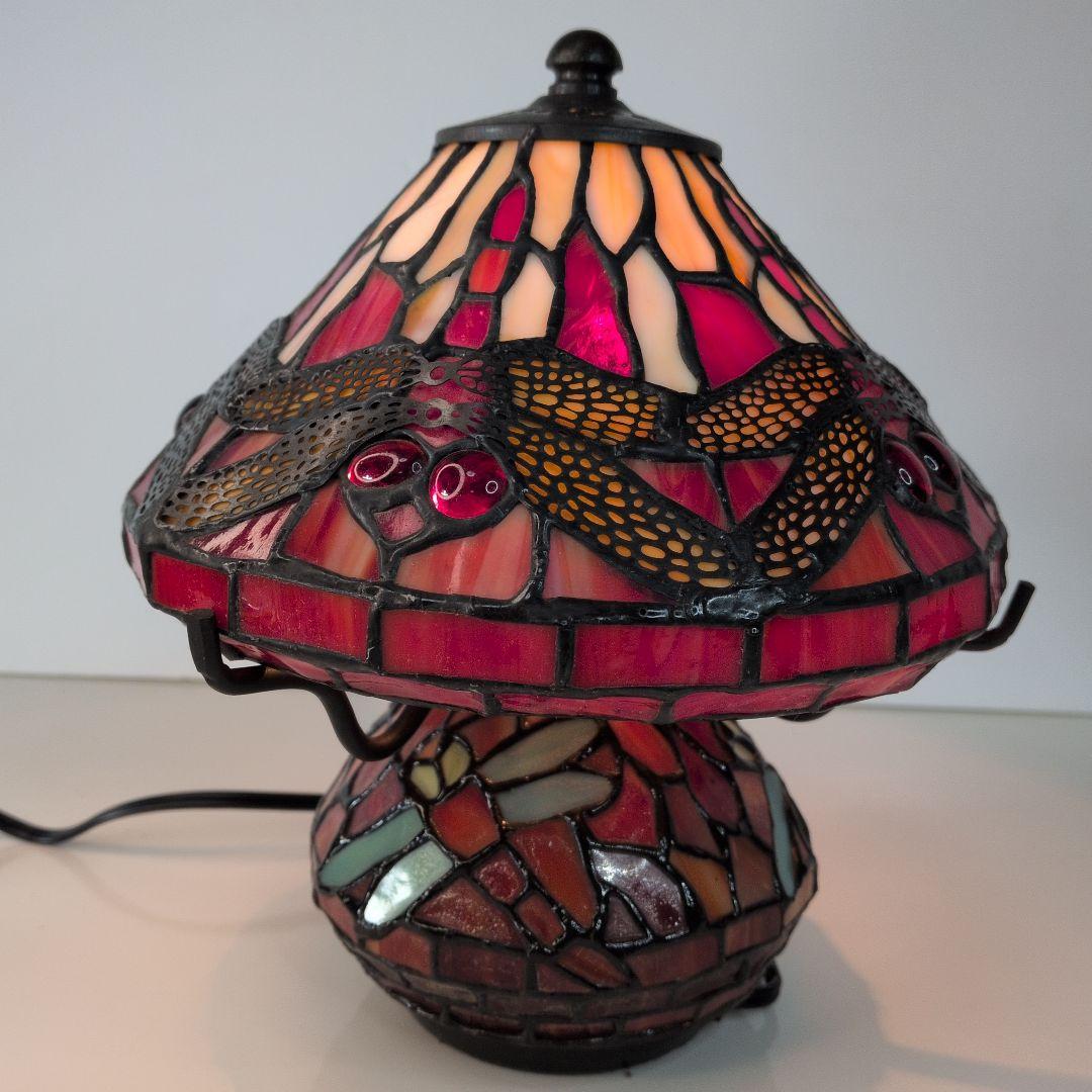 【 アンティーク 】 ステンドグラス／テーブルライト／トンボ／立体ガラス