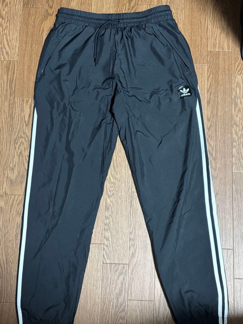 Adidas climaliteトラックスーツ