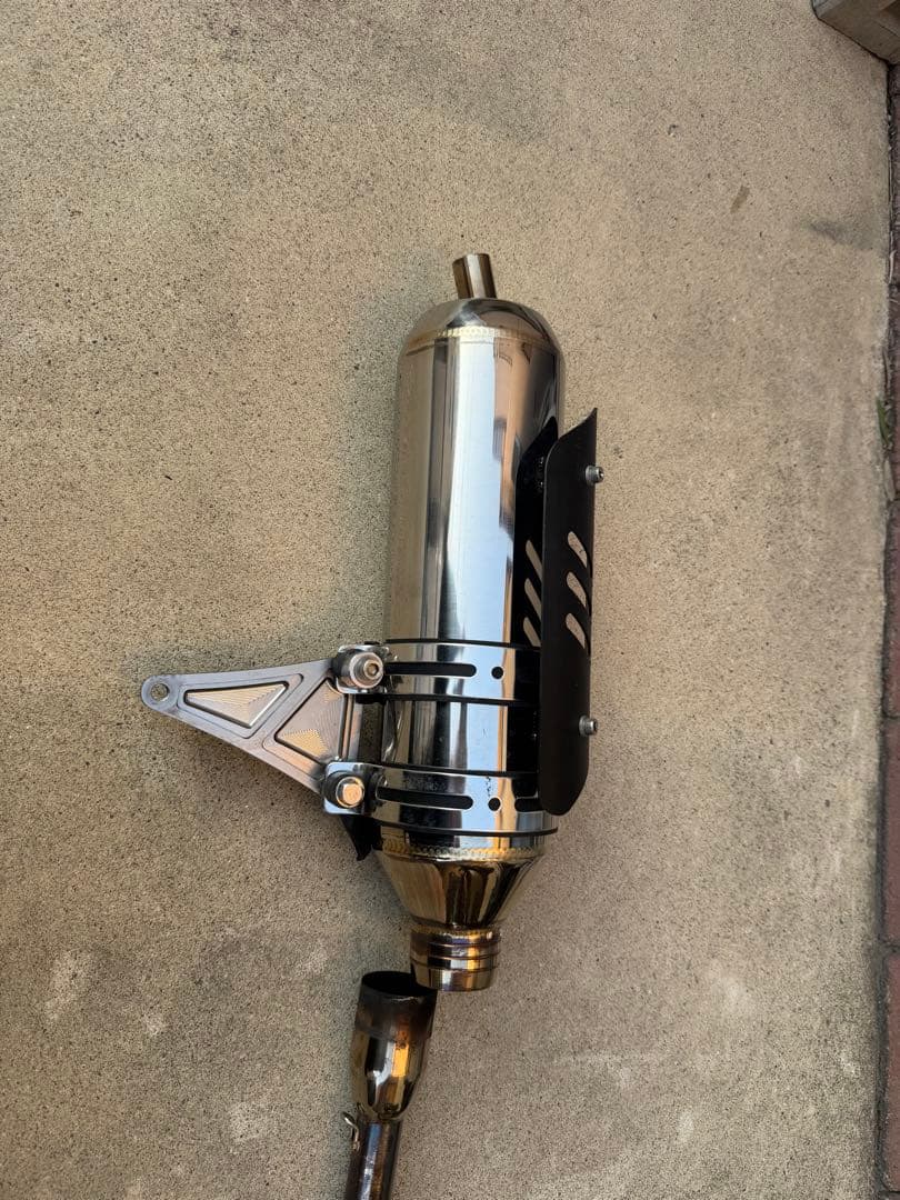 TRHC R19 隔壁 シグナス マフラー 1〜5型