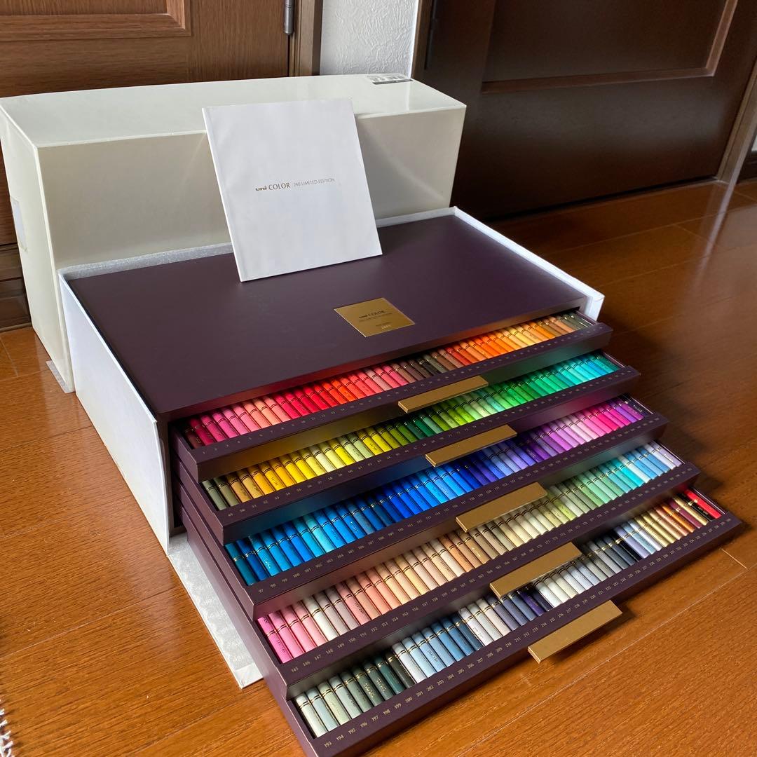 三菱鉛筆ユニカラー240色セットリミテッドエディション限定生産品　50周年記念