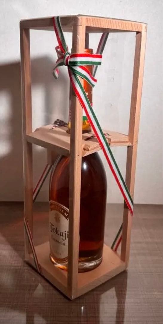 希少Tokaji Eszencia トカイ　エッセンシア　貴腐ブドウ