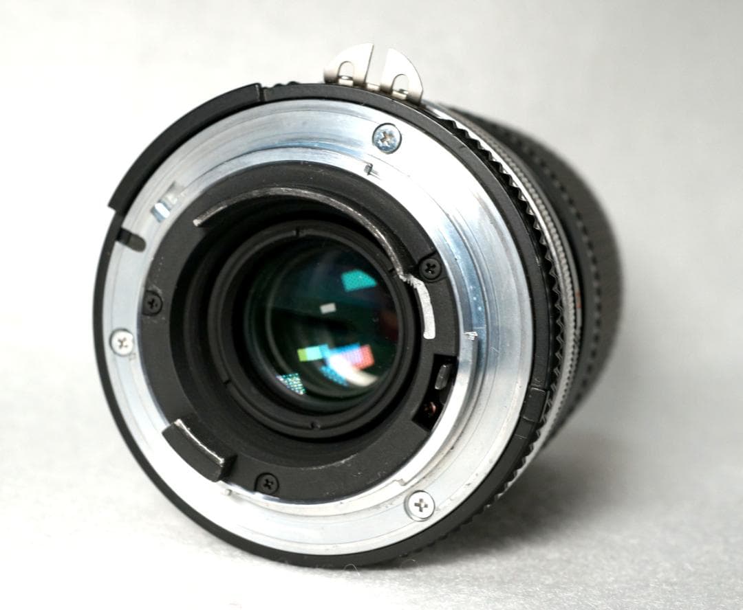 NIKON F２フォトミックS ／ズームレンズ／ フィルム２本