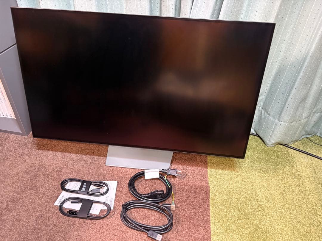 Dell デジタルハイエンド 32インチ 4K モニター U3225QE ②