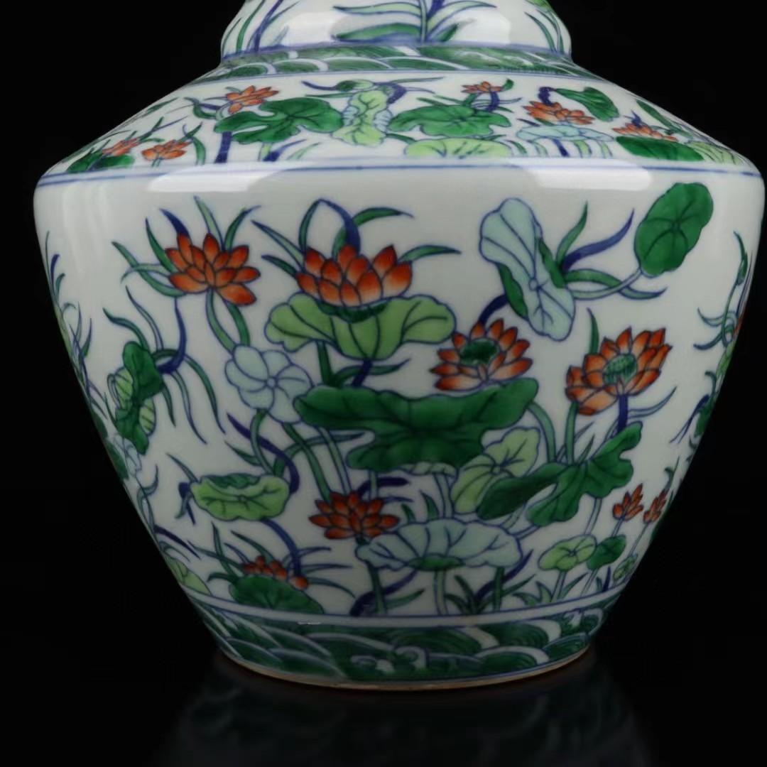 中国古美術✦清乾隆紋・青花斗彩・荷花紋・貫耳瓶セット✦花瓶・文房具・陶芸・観賞瓶