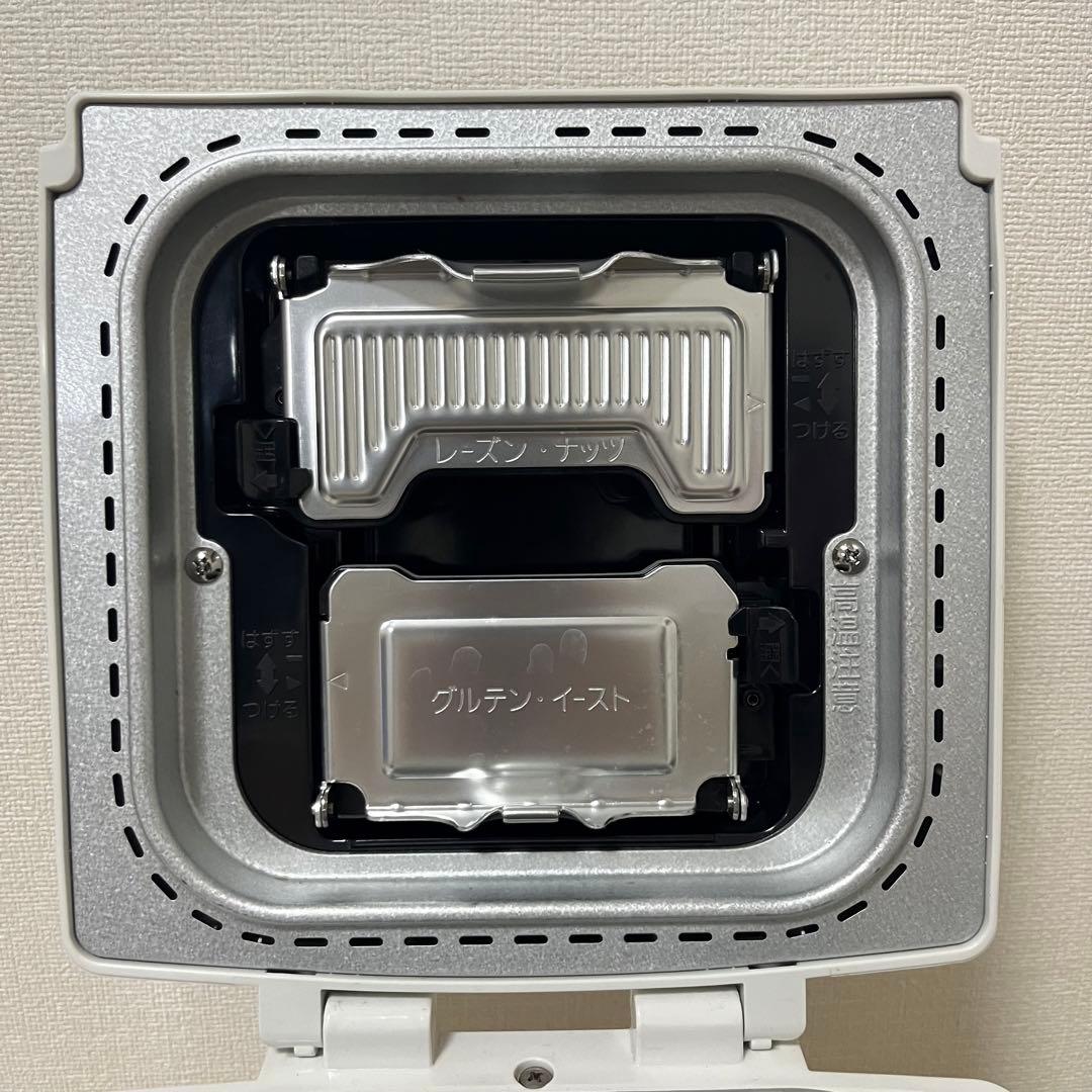 Panasonic SD-RBM1001-W ホームベーカリー　2017年製