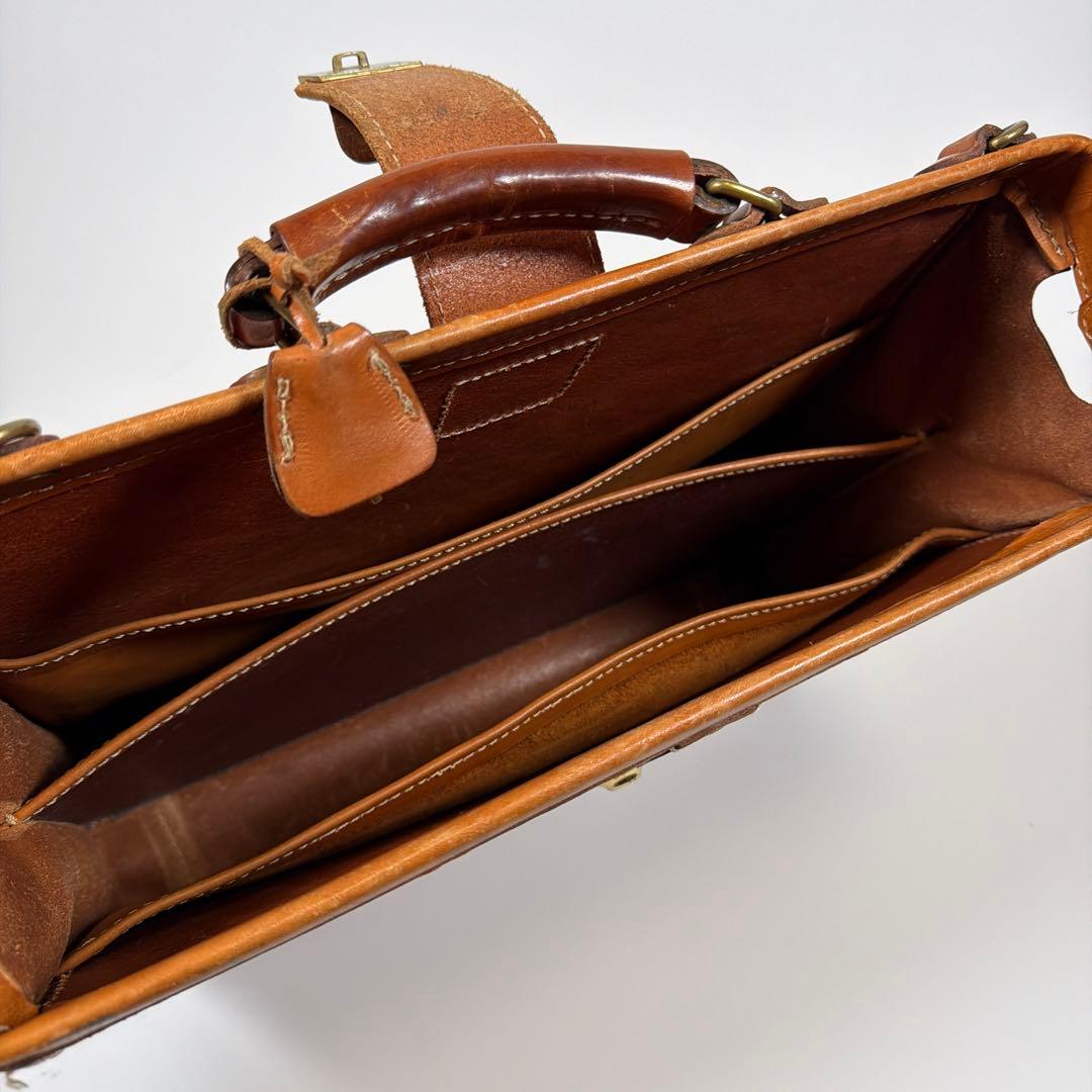 HERZ ヘルツ　ダレスバッグ　ビジネスバッグ　レザー　キャメル　メンズ