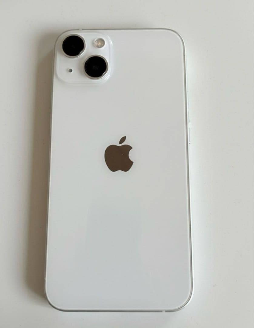 【iPhone13 128GB スターライト】　SIMフリー・ケーブル付き