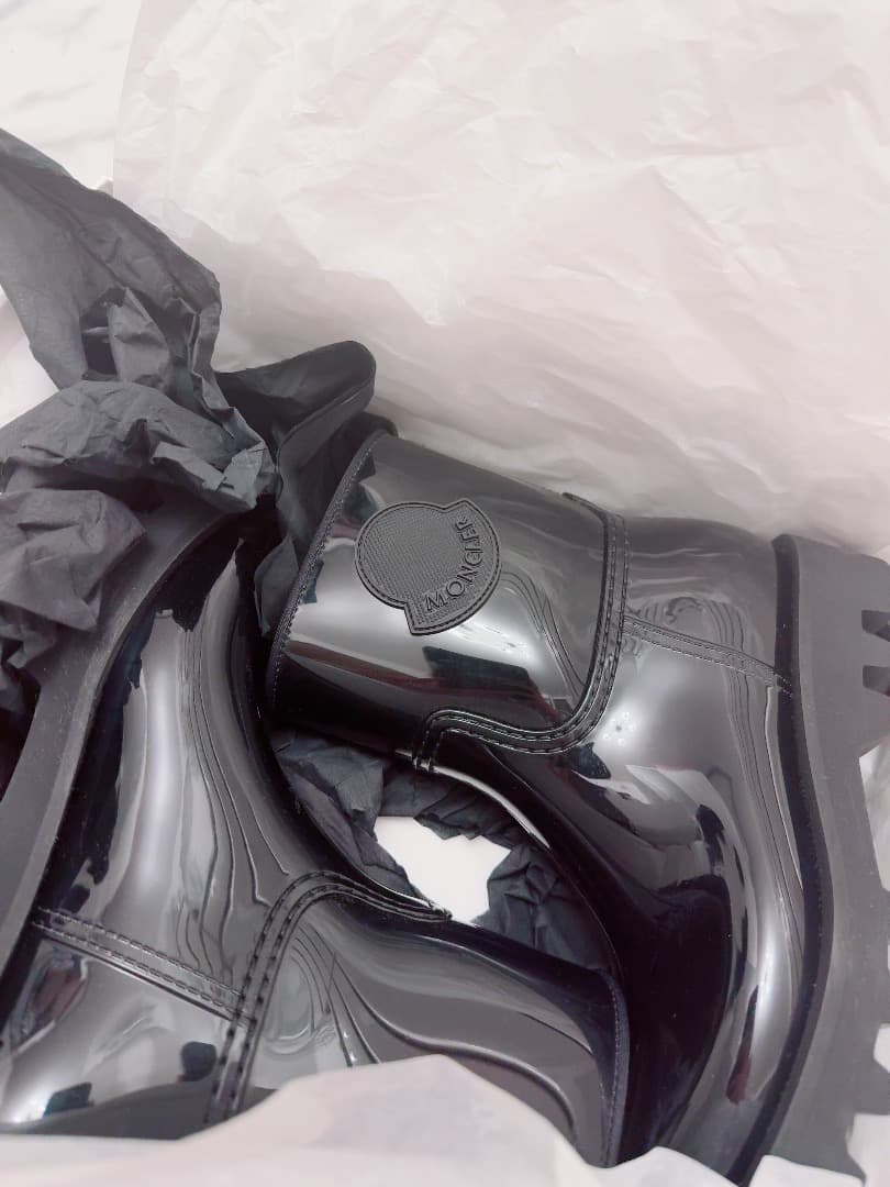 MONCLER ブラックラバーレインブーツ