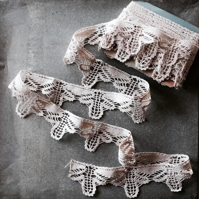 ゆう　小鳥のレース１セット　蝉のレース６m