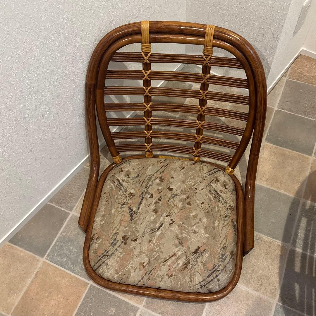 【美品】4脚セット　KAZAMA ラタン製 クッション付き座椅子