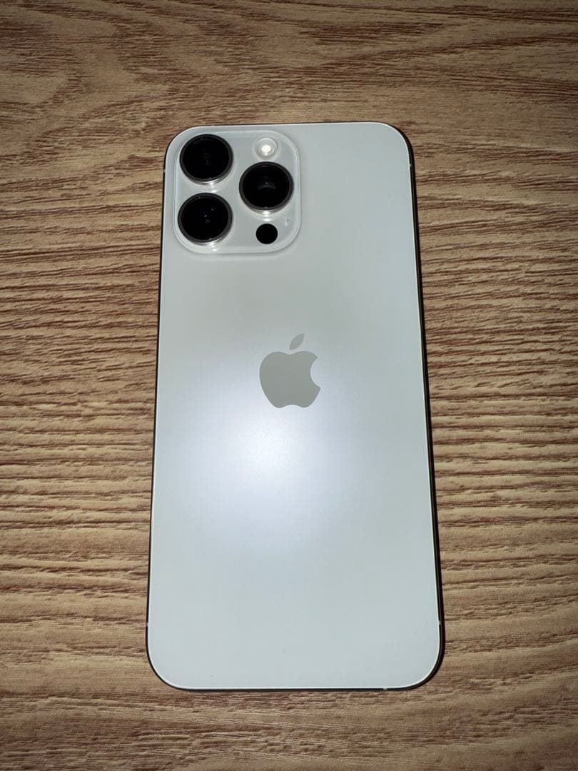 Apple iPhone 15ProMAX 白本体 512GB 美品バッテリー〇