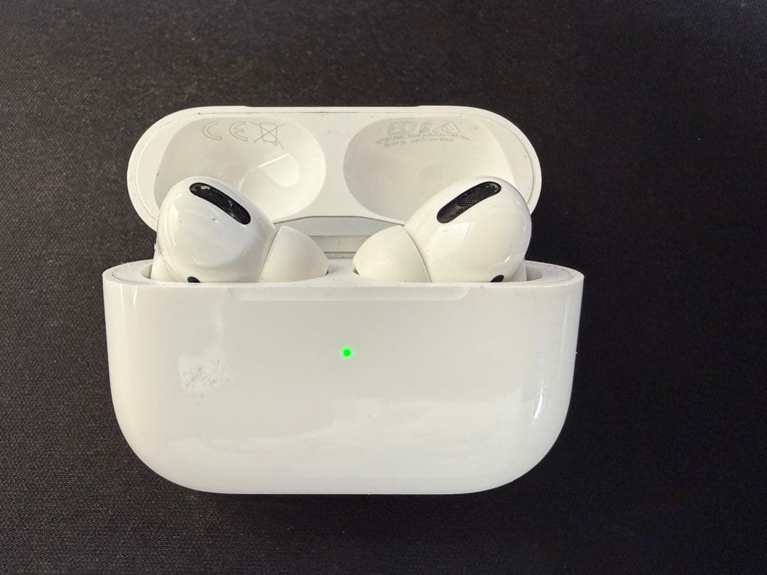 AirPods Pro 2本体 充電ケース付き