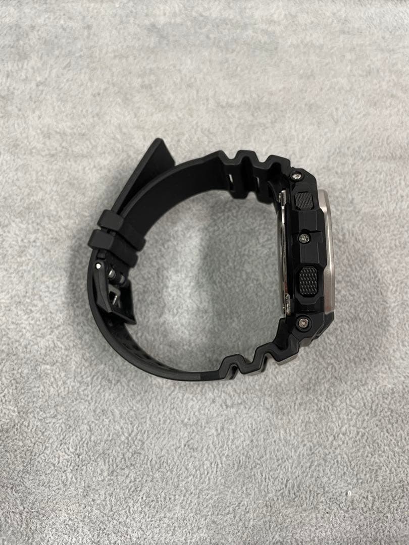 美品 カシオ G-SHOCK GBX-100-1DR C007117