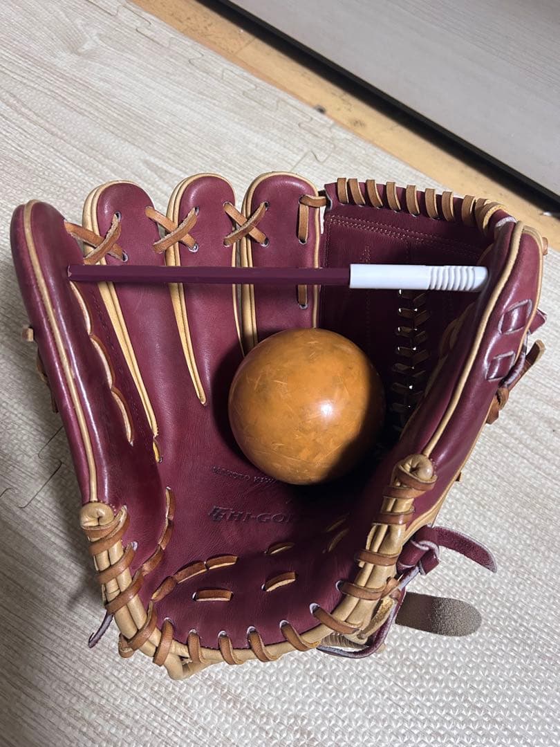 硬式軟式両用野球グローブ エンジと黄色 ハイゴールド