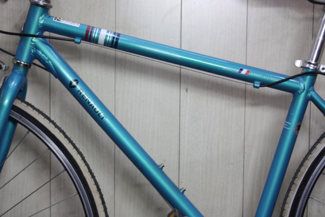 定価43,856円ルノー700C シマノ6速アルミ 440mm クロス BLUE