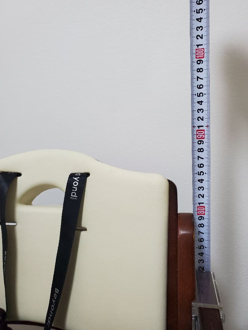 ビヨンドジュニアハイチェア マホガニー/クリームホワイト