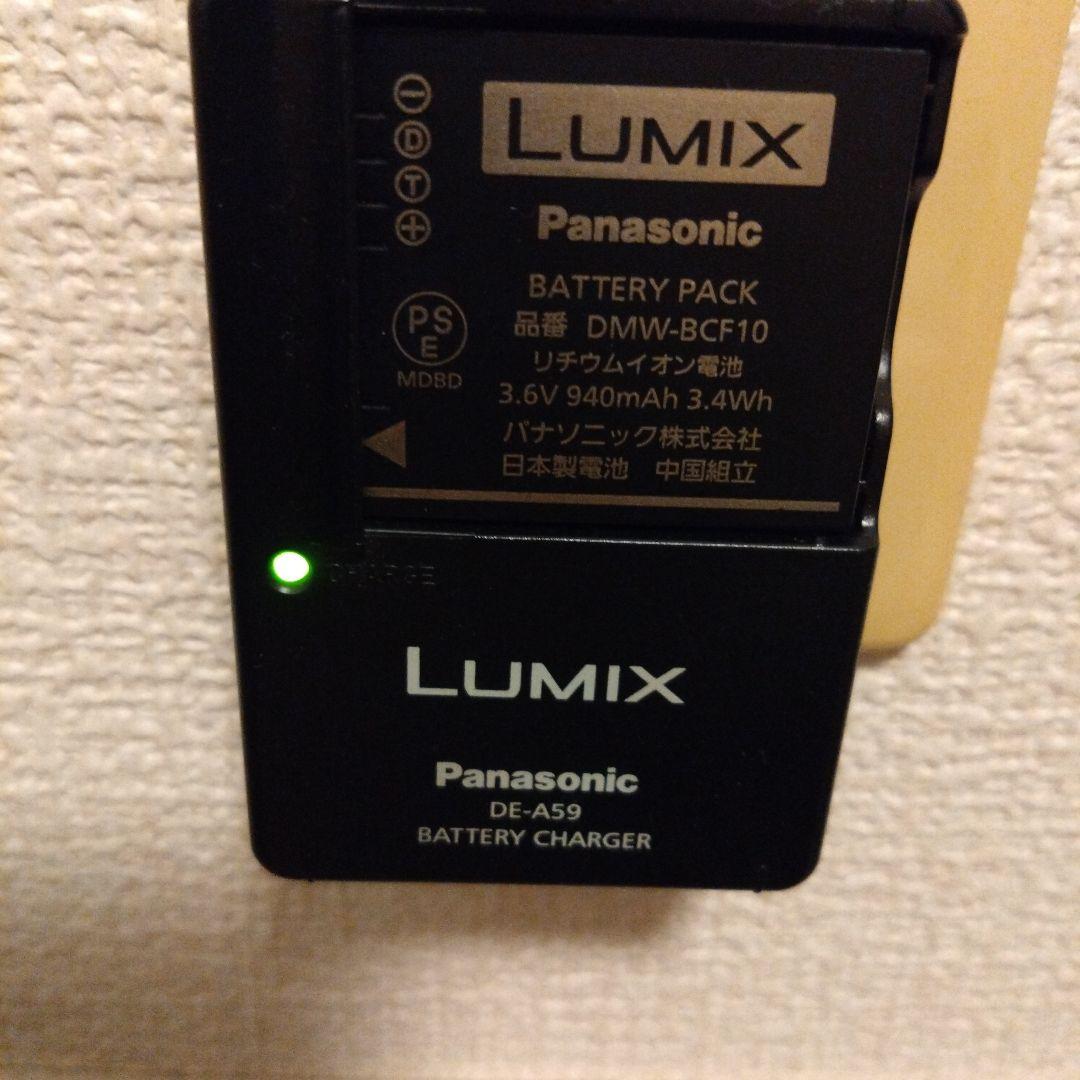 Panasonic LUMIX デジタルカメ DMC-FX60 シルバー