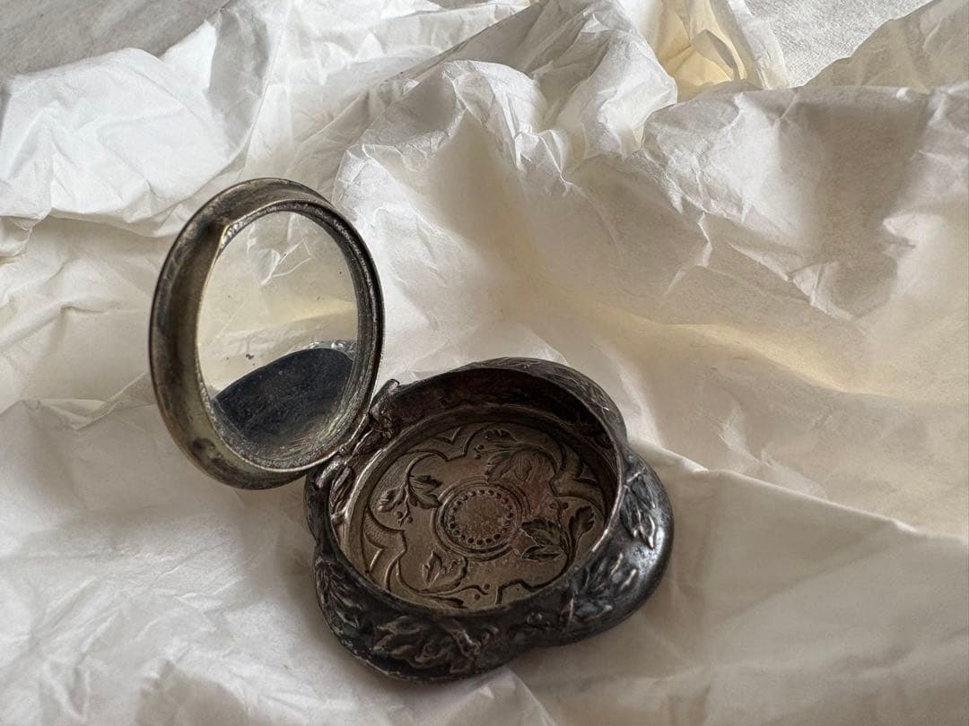 アンティーク　ミラー付きピルケース　パウダーケース