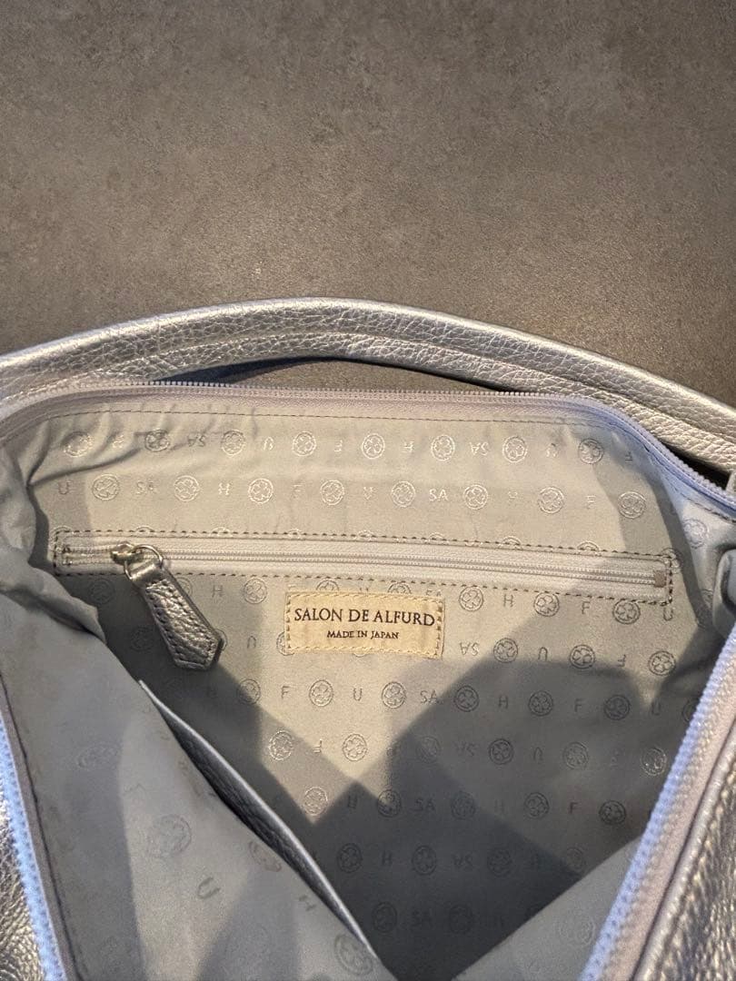 美品 サロンドアルファード ショルダーバッグ