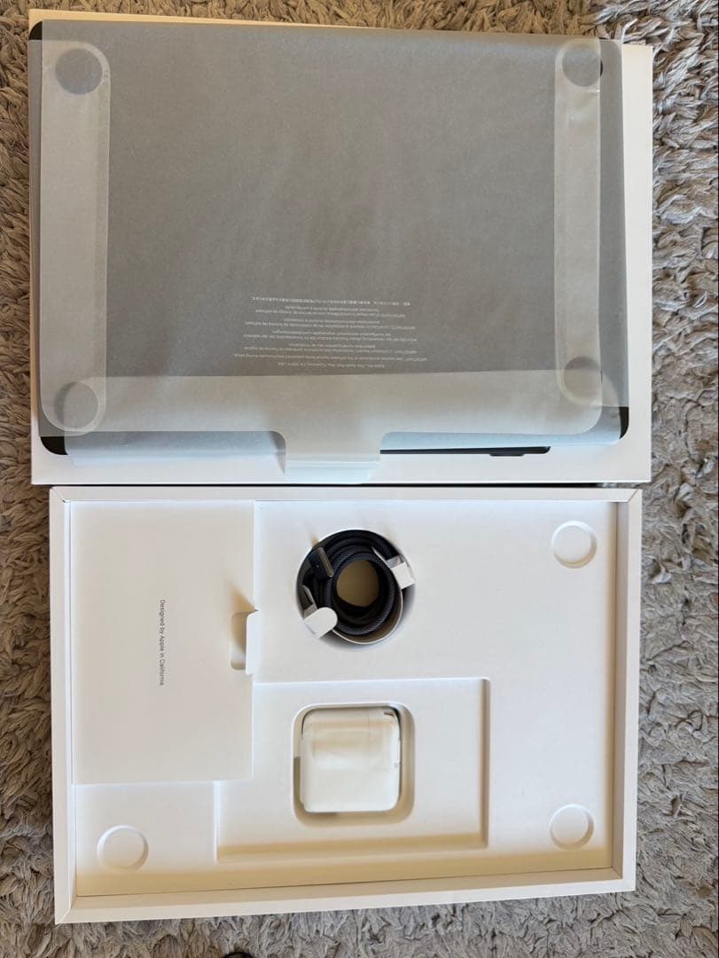 超美品！MacBook Air M2 13インチ 8GB/256GBミッドナイト