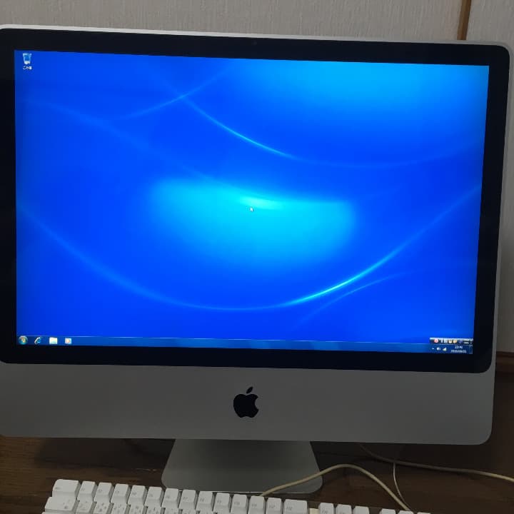 IMAC 24inch icore2duo2.8GHZ ４G Windows7