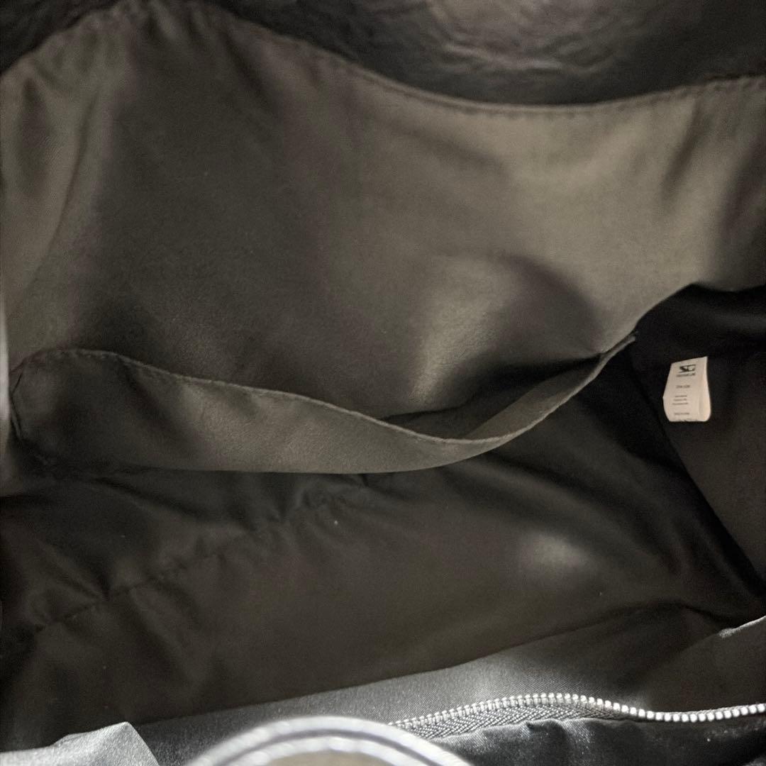 SQUARELINE ショルダーバッグ ブラック