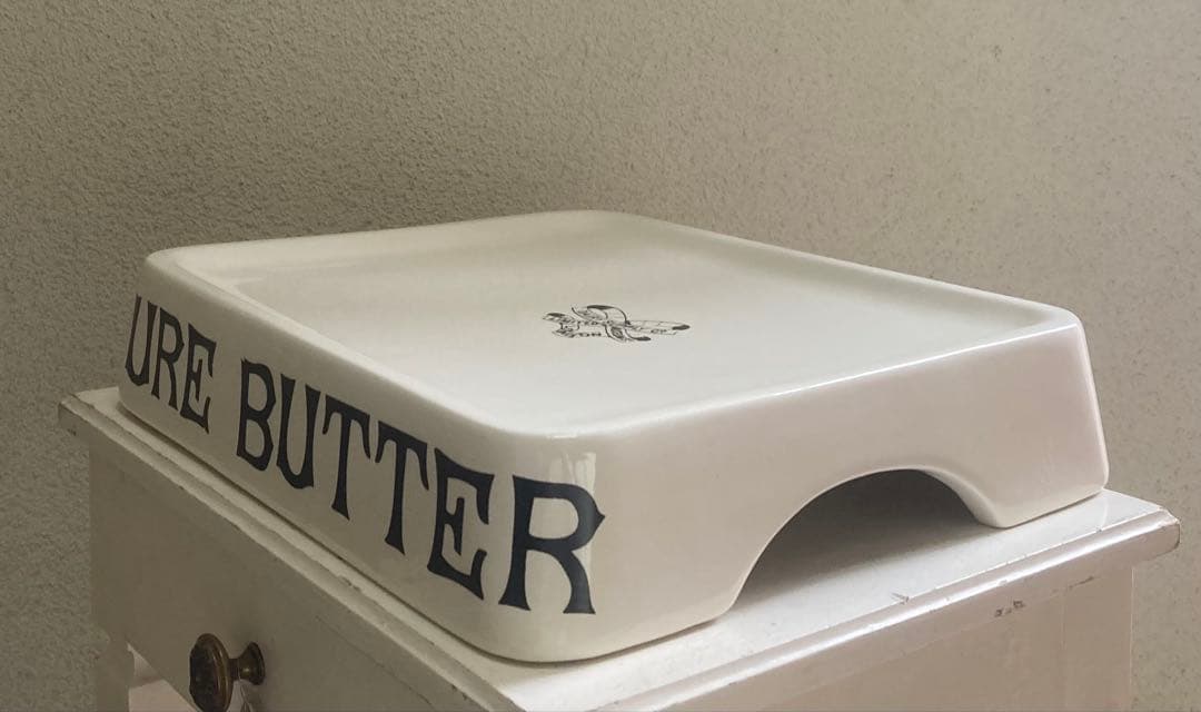 更に値下げ　イギリス　ビンテージ　PURE BUTTER 陶器製　デッドストック