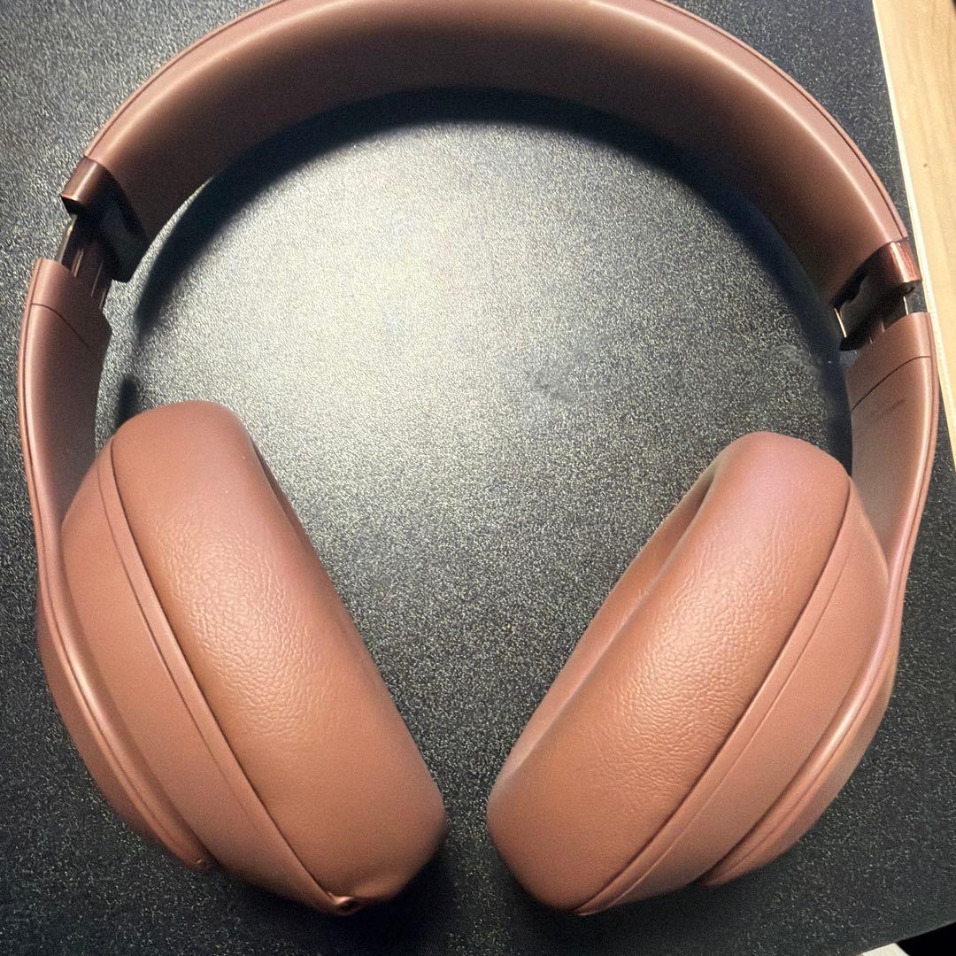 BeatsStudioPro x Kim Kardashian本日のみ25000