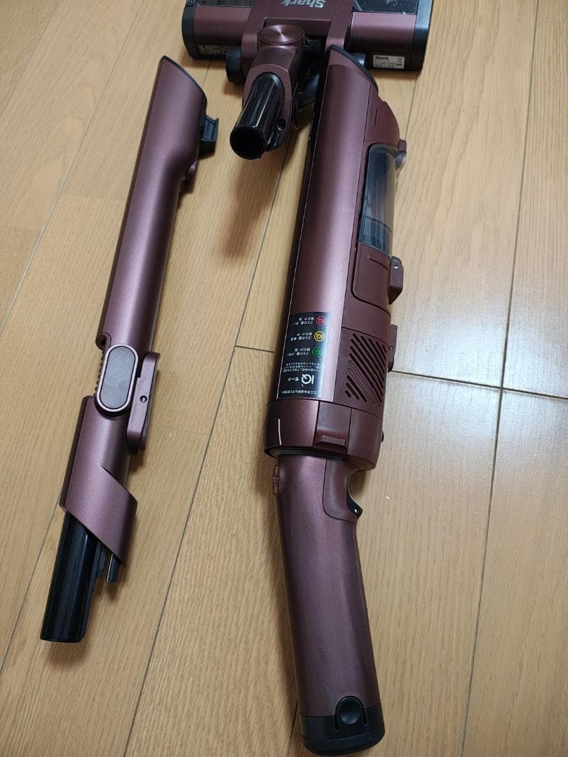 シャーク★コードレスクリーナー★LC250JBR★バッテリー新品と同等★3